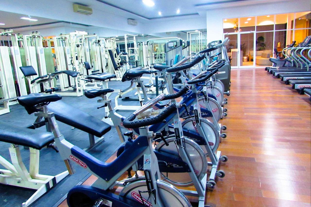 Whiz Prime Hotel Darmo Harapan سورابايا المظهر الخارجي الصورة
