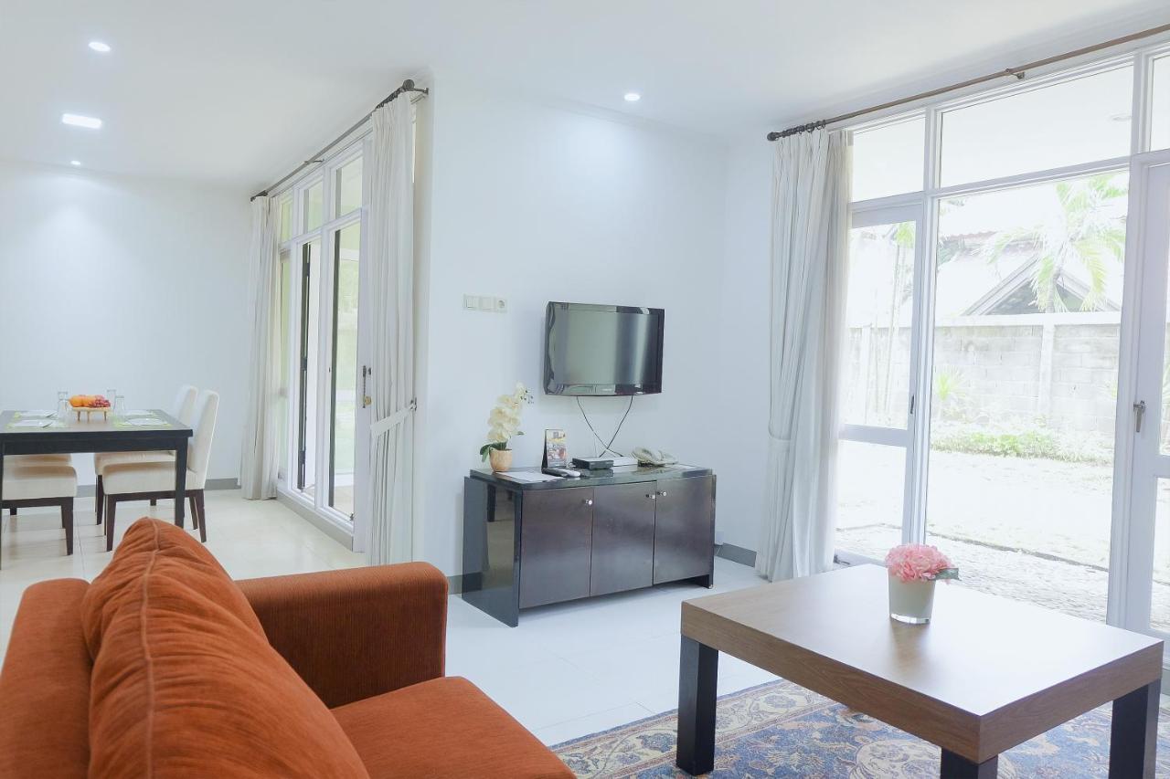 Whiz Prime Hotel Darmo Harapan سورابايا المظهر الخارجي الصورة